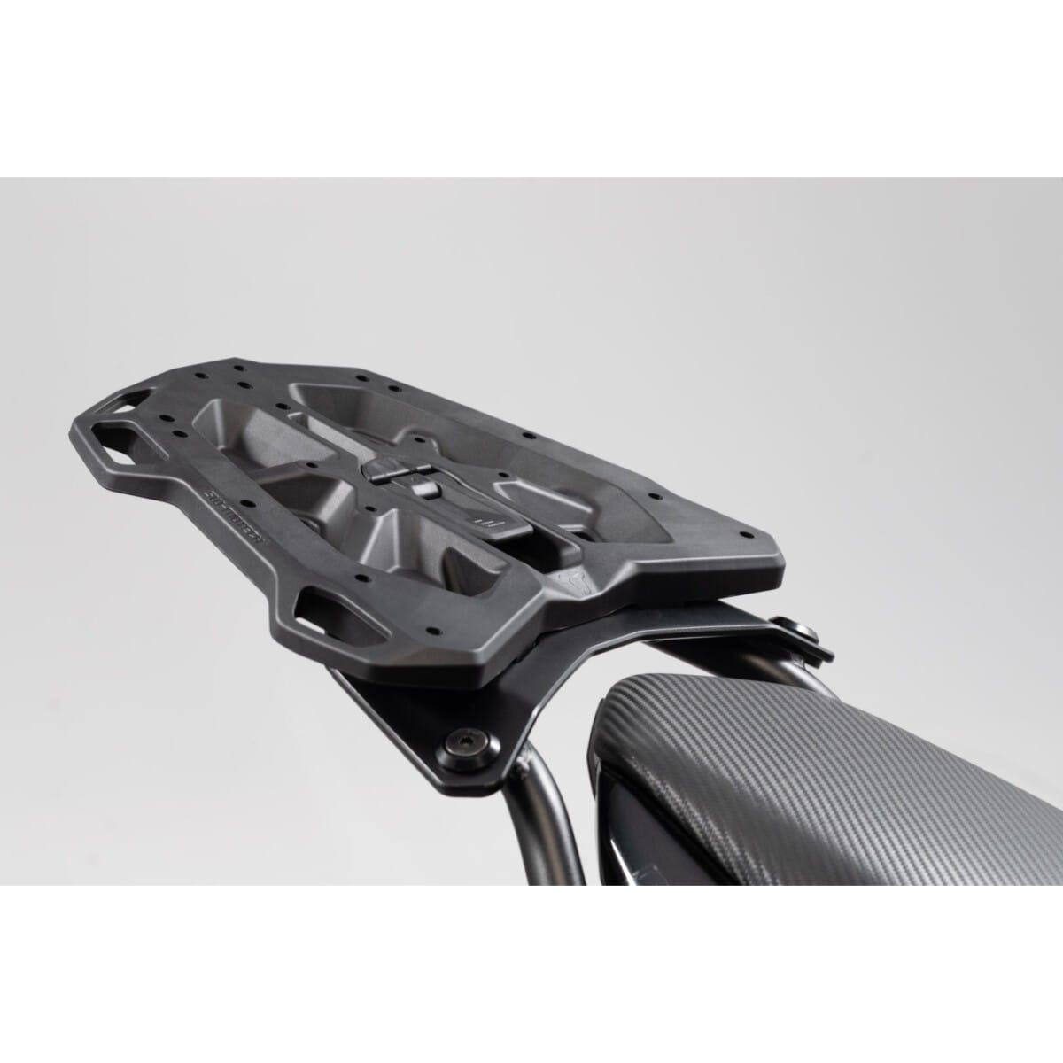 PLATINE D'ADAPTATION SW-MOTECH PORTE-BAGAGE STREET-RACK